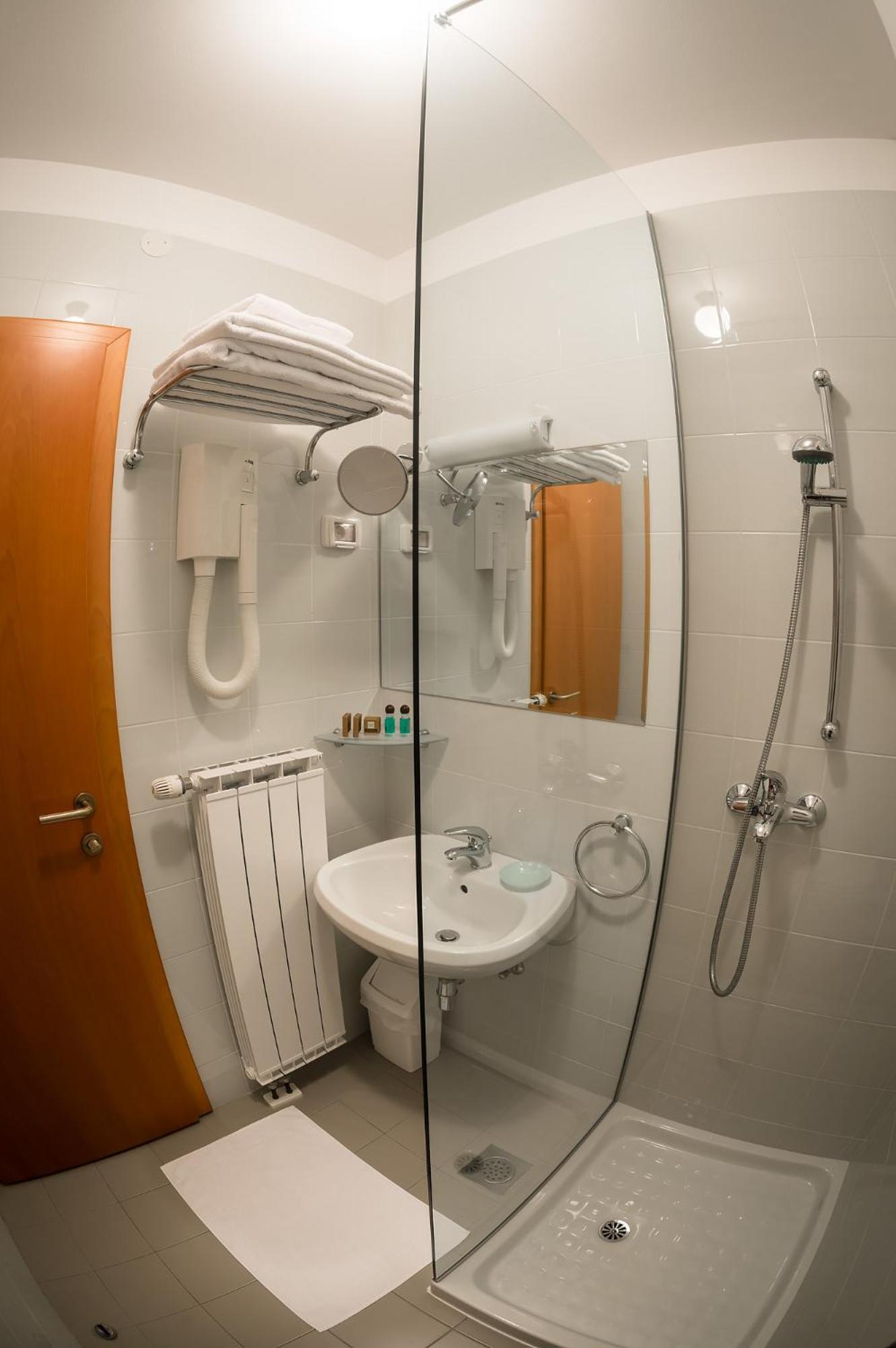 Guest Accommodation Primula Nova Gorica Bagian luar foto